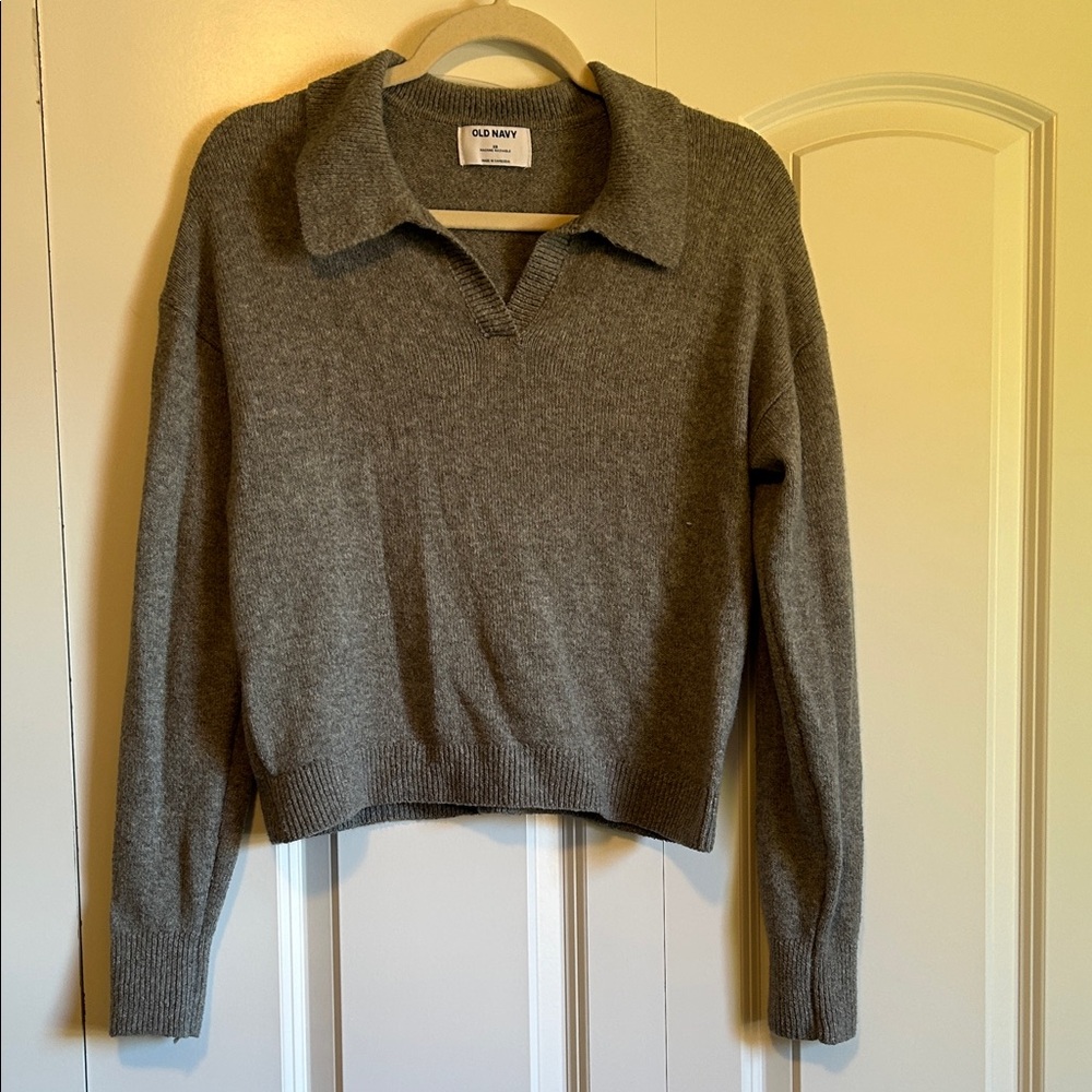 Old Navy Charcoal Collared Pullover size XS